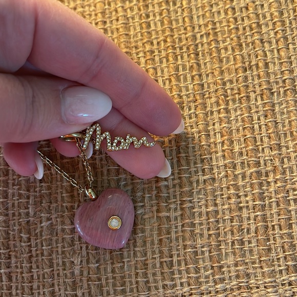 Tuckernuck Jewelry - Tuckernuck heart and mom charm necklace